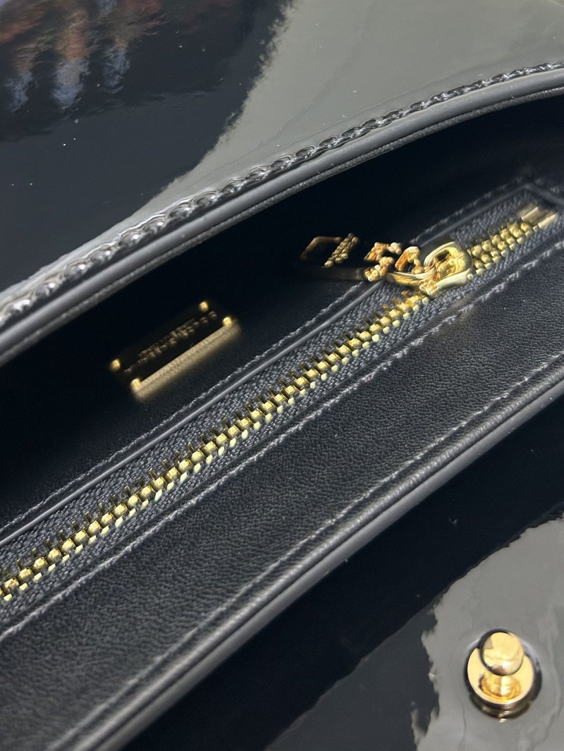 D&G Handle Bags